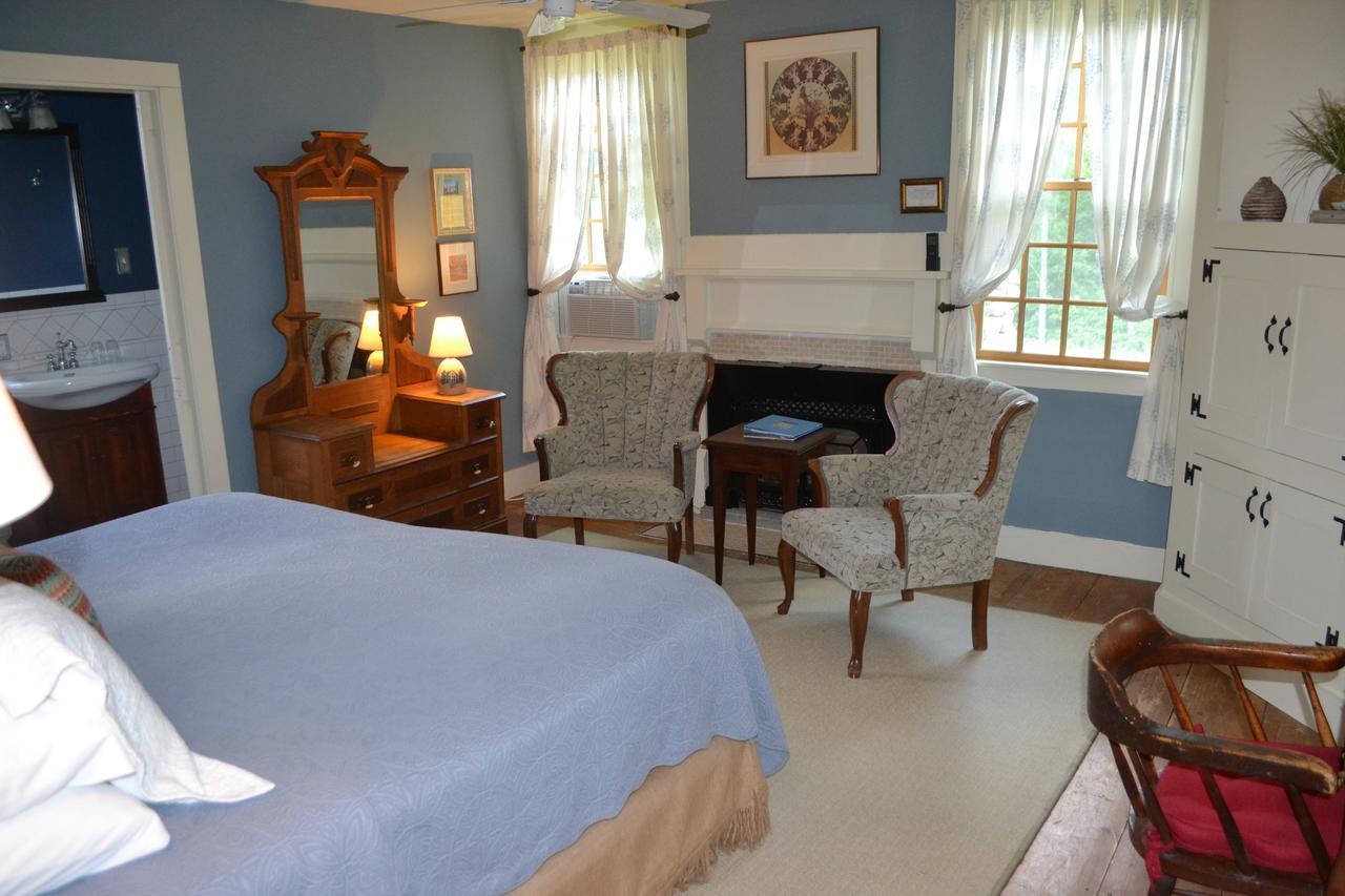 The Inn At Weathersfield Perkinsville Номер фото